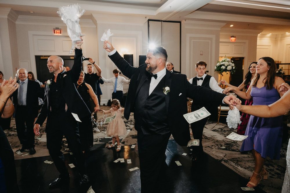 Grand entrance money dance